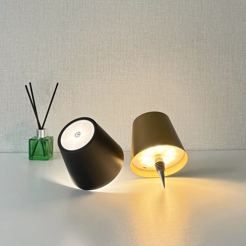USB Charge Bottle Table Lamp Touch Control 3 Colors and Stepless Dimming Night Lamp For Restaurant Bar Wine Bottles Desk Lights