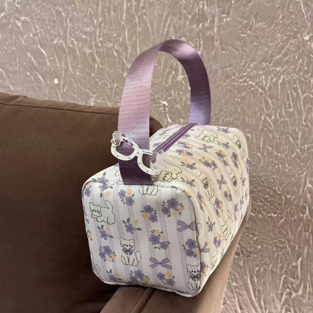 High-appearance-value Cute Instagram-style Rabbit Portable Makeup Clutch Travel Storage Bag Large-capacity 3D Handbag for Women