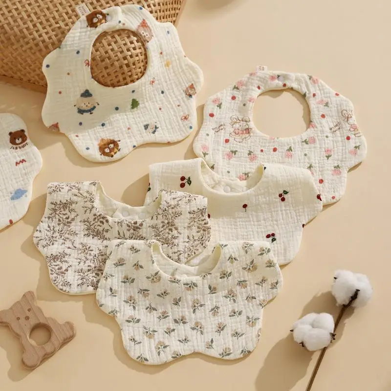 ✰✪1PC Baby Bibs Cotton Newborn Bibs Feeding Drool Bandana Saliva Towel Toddler Ruffle Floral Bib Baby Accessories
