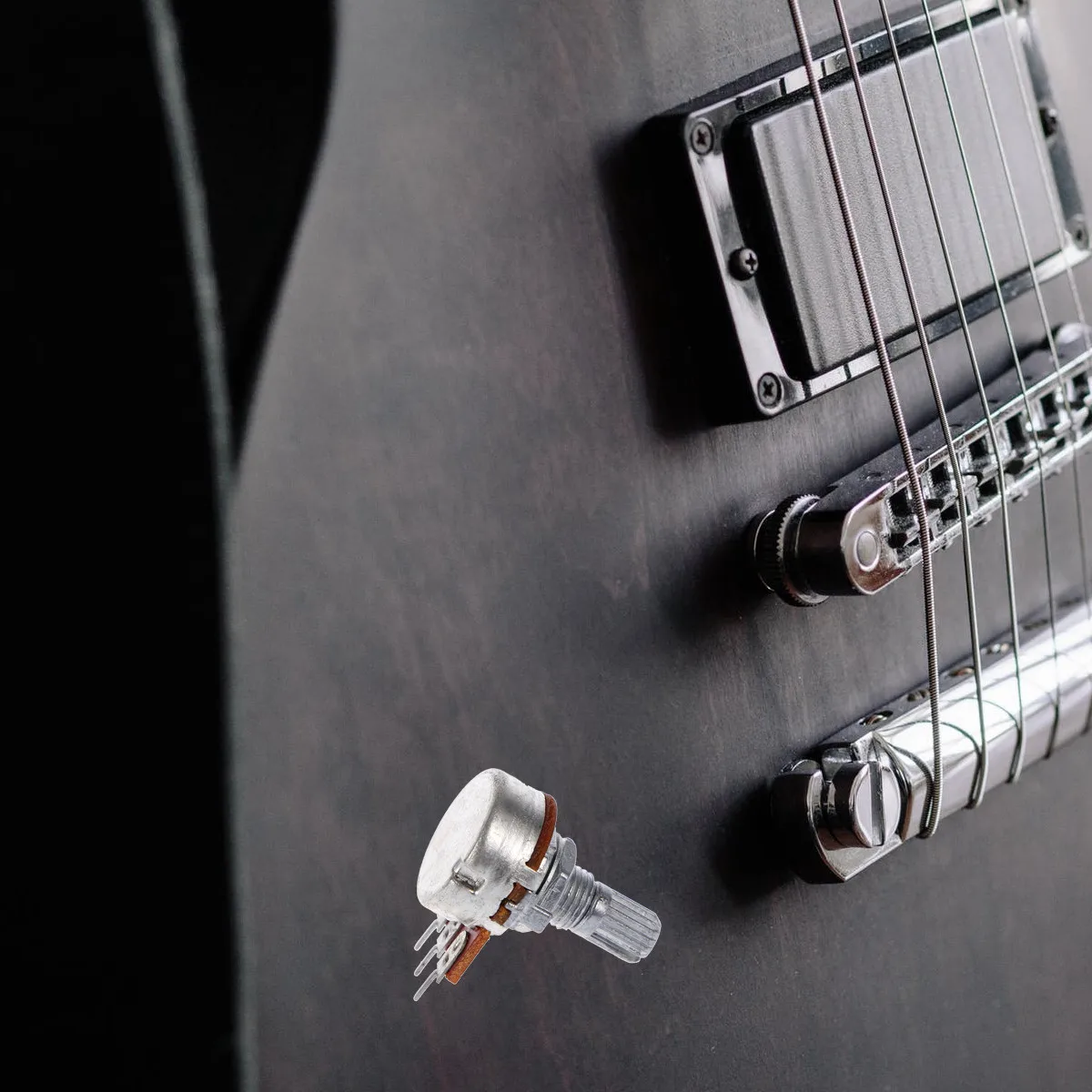 

Потенциометр для гитарного усилителя B250k, с разрезным валом, крупношаговый, с накаткой, для регулировки громкости и тембра, аудио-потенциометры, линейные, с выводами для пайки