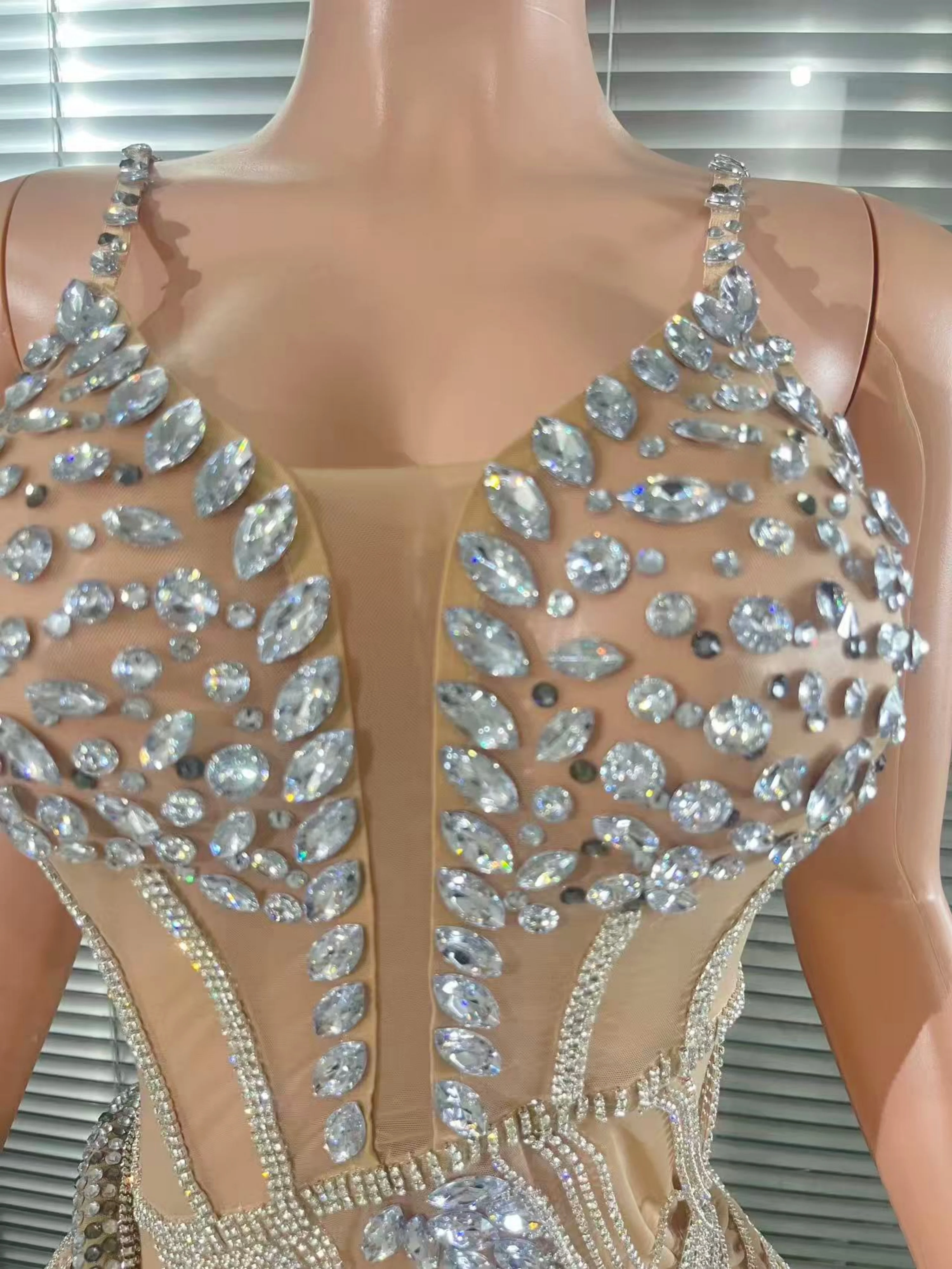 Opulent Sexy Gold Dance Dress Shining Rhinestone Tassel Latin Dance Dress Club Party Birthday Evening Dress Stage Gala