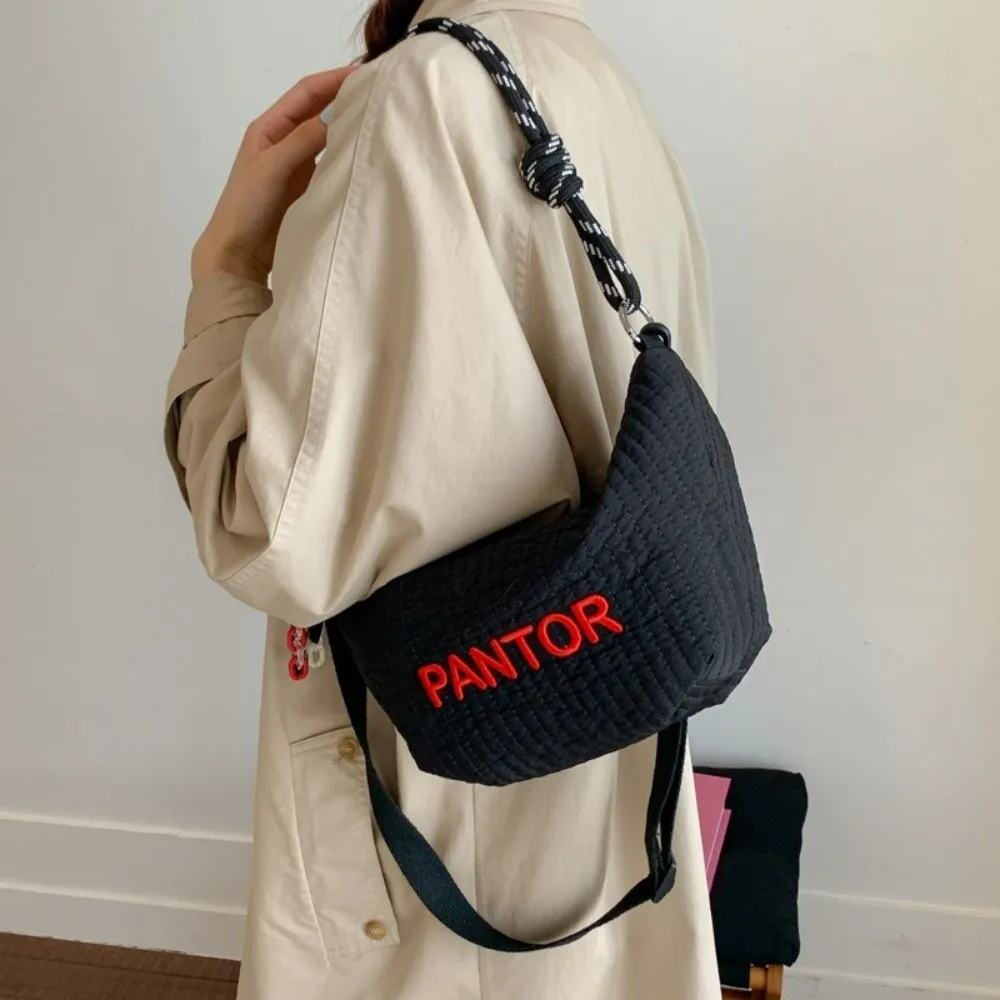 

Trendy Korean Letter Shoulder Bag Stylish Versatile Hobo Crossbody Bag Zipper Adjustable Strap Women's Handbag Female