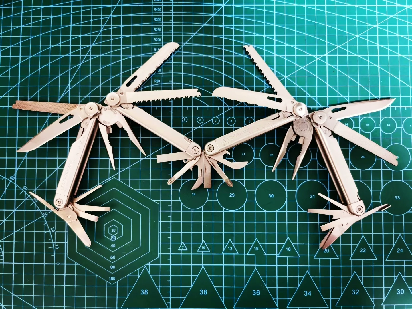

Аксессуар для Leatherman Original 1st Gen Wave, держатель для бит 1/4 дюйма (мультитул в комплект не входит)
