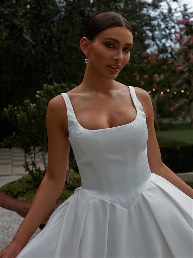 Customized Square Neckline Thin Straps A-Line Satin Wedding Dress Elegant Open Lace Up Back Cathedral Train Gown For Bride 2024