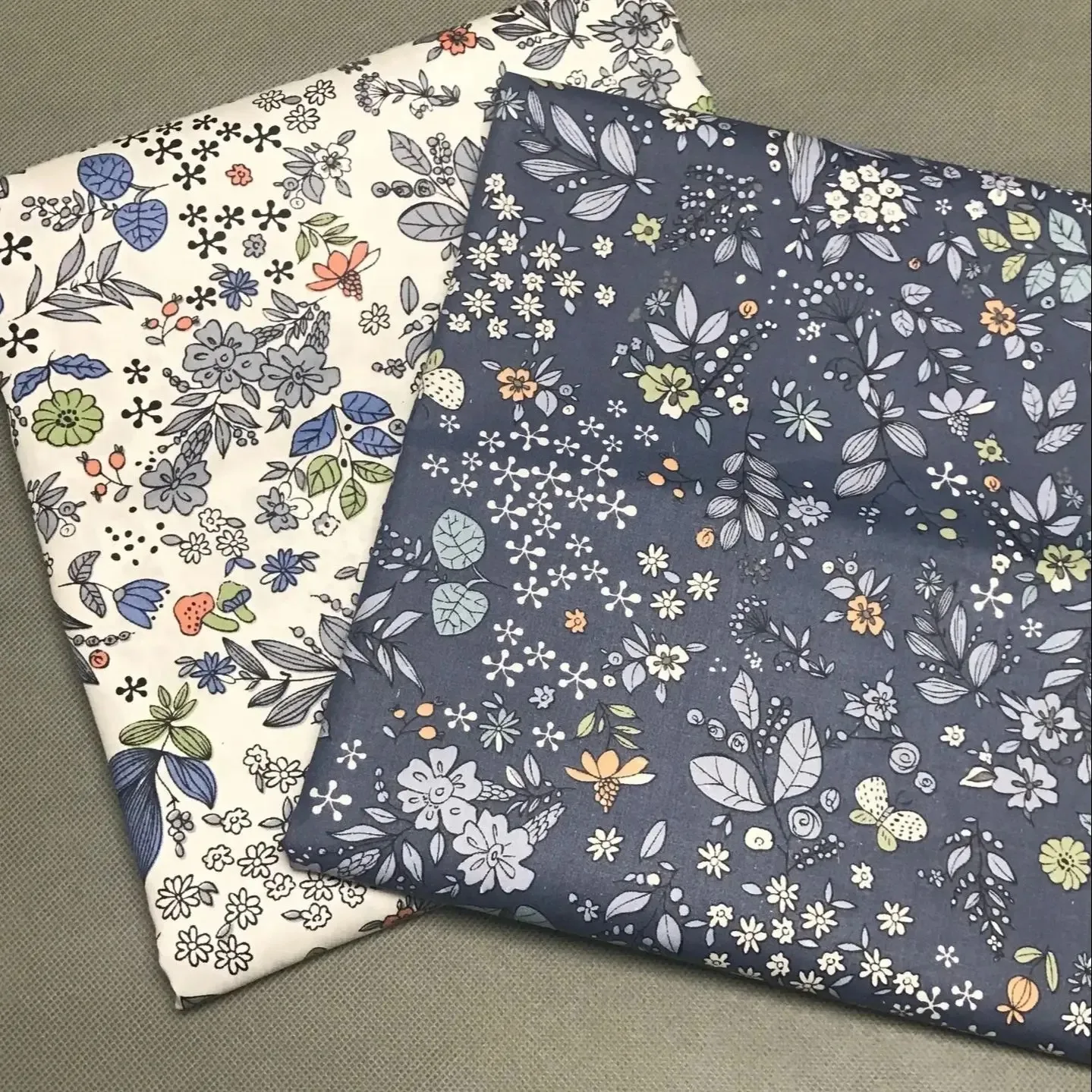 

100% Cotton Poplin Pastoral Army Blue Flowers 40S Fabric Digital Printed For Sewing Cloth Dress Skirt Kids Designer