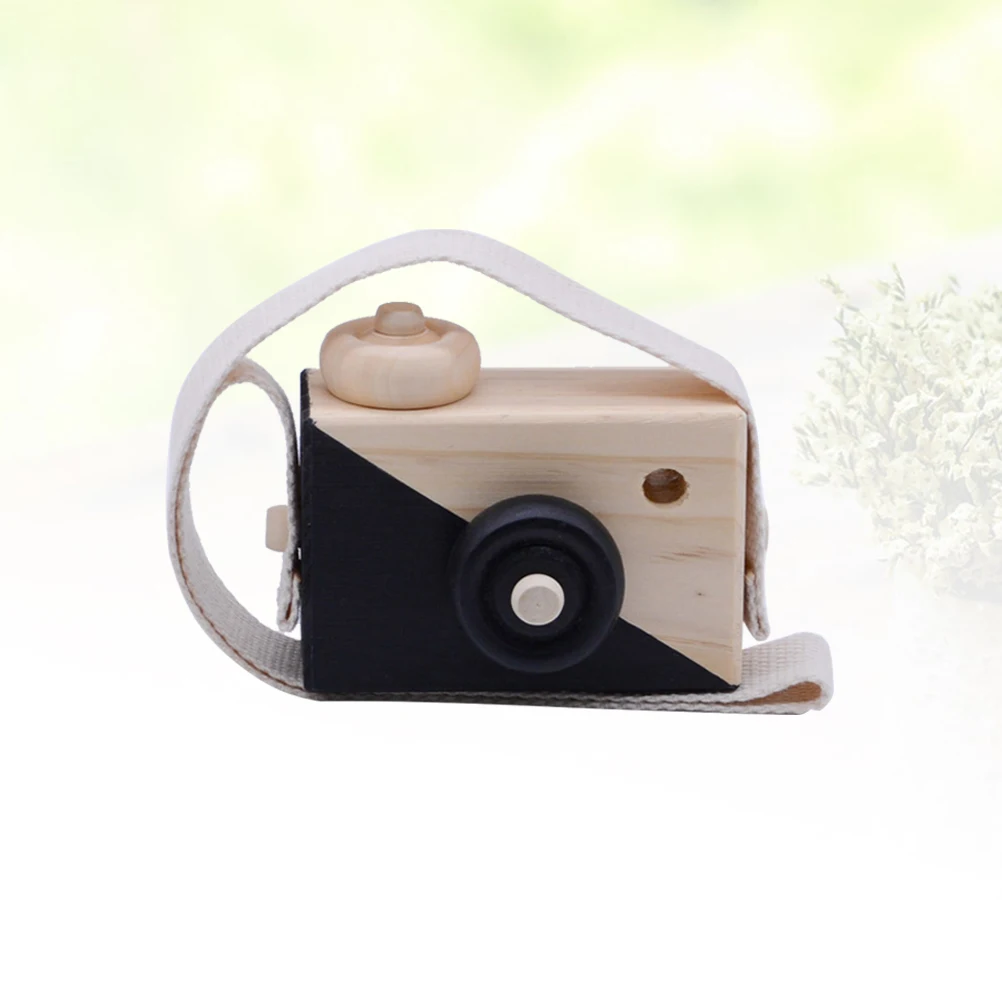 

1pc Wooden Mini Camera Toy Kids' Room Hanging Decor Photo Taking Props Birthday Christmas Gift for Children Kids (Triangle Black
