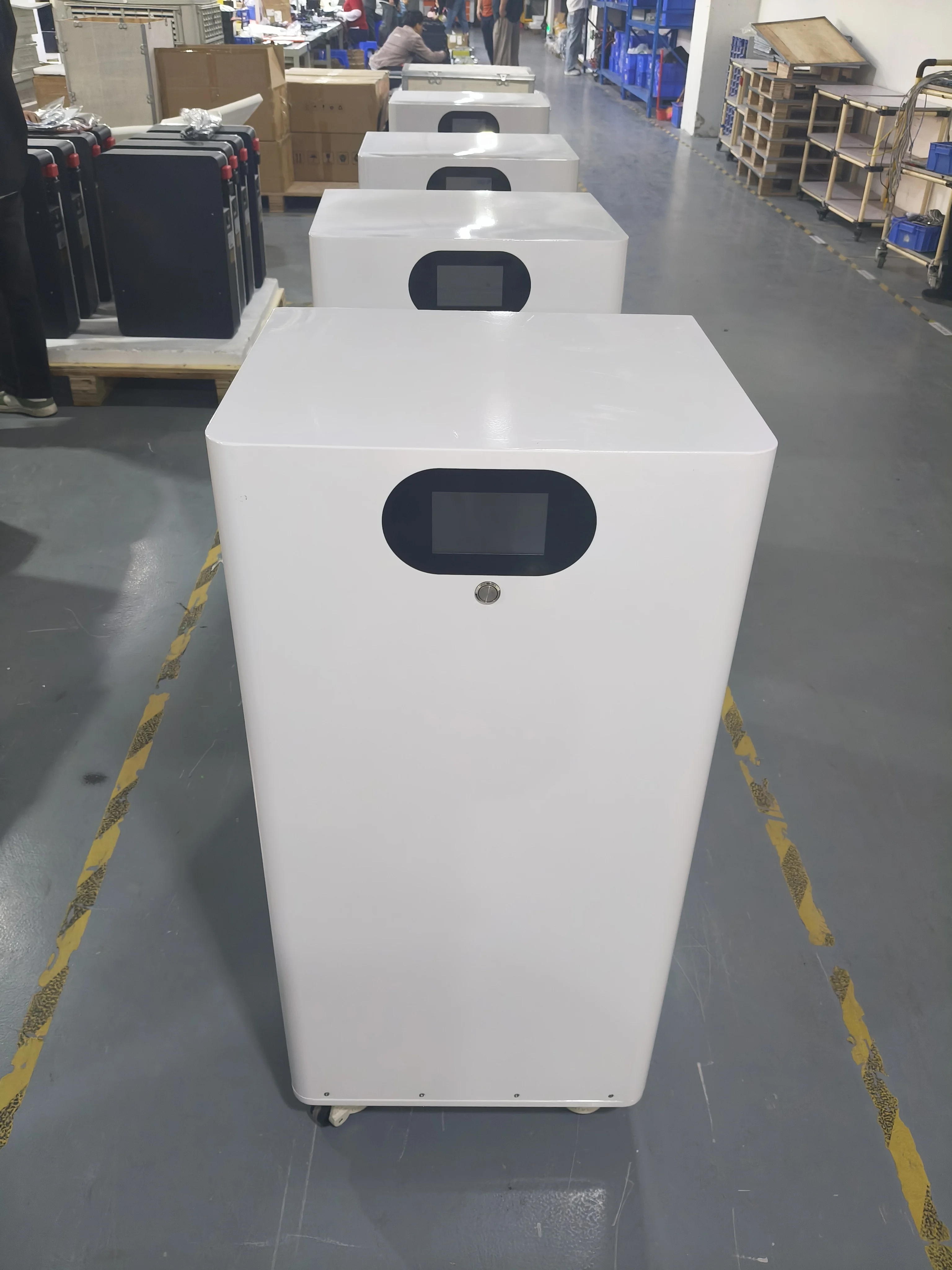 SMSEnergy 51.2V 628Ah LiFePO4 Battery Pack BMS Hybrid Grid 30-40KW Output Stand-up Energy Storage Battery Home Energy Movable