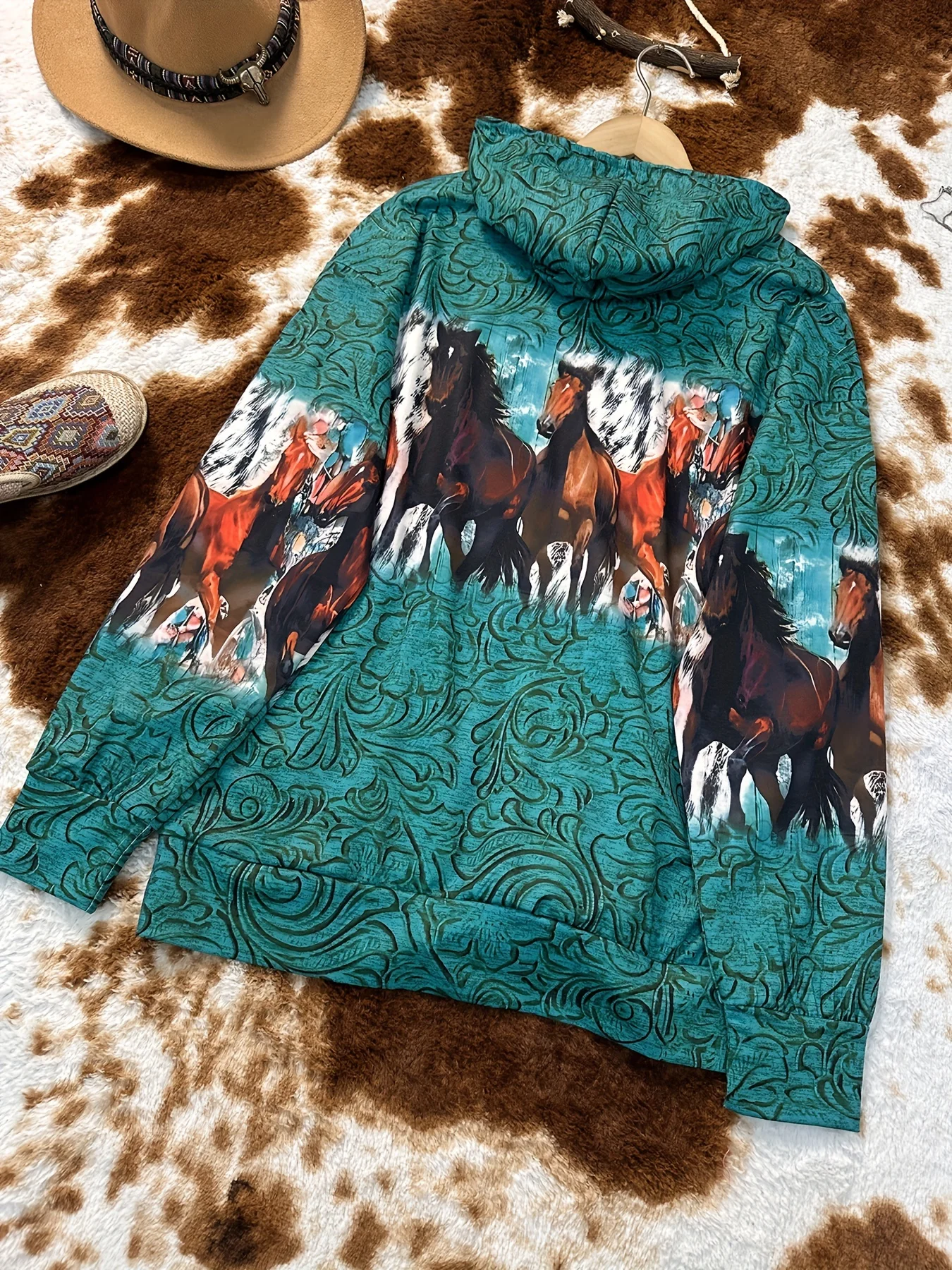 المرأة الغربية العرقية طباعة البلوز هوديي عارضة الرجعية طباعة مقنعين البلوز الملابس النسائية قمم