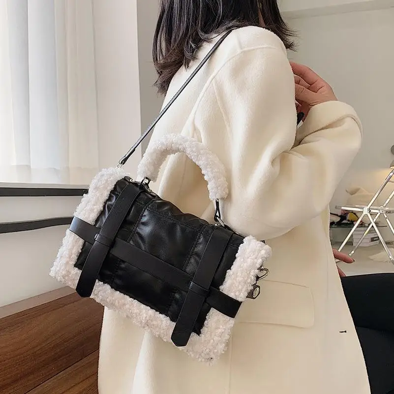 2023 Women Handbags Lambswool PU Pouch Soft Shoulder Bag Furry Handbags Crossbody bags for Women Winter Fashion Square Totes