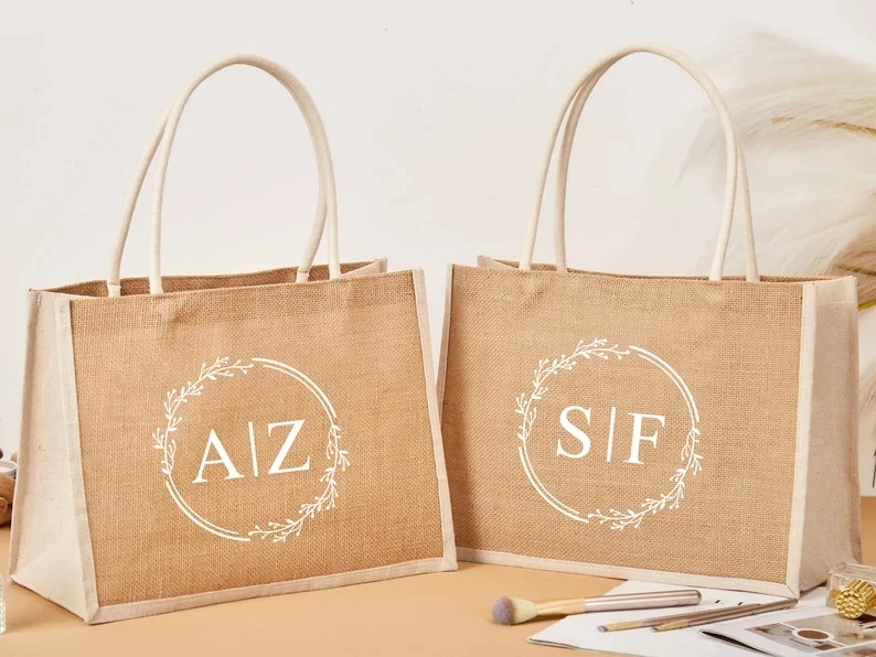 Personalized Tote Bag, Burlap Bag Bridesmaid Beach Tote Bag Custom Tote Gift Proposal Wedding Customized Name Tote Jute Bags