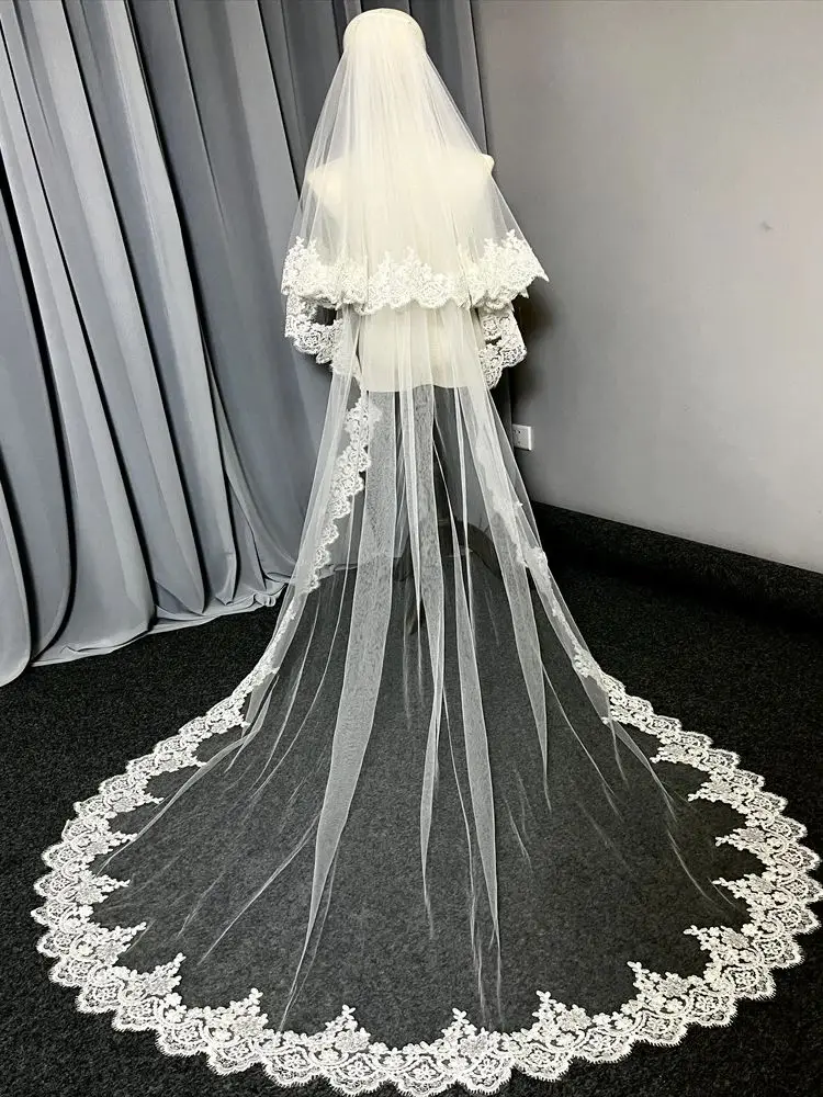 

2 T Layers Lace sequin Edge Wedding Veil With Comb Soft Tulle Bridal Accessories