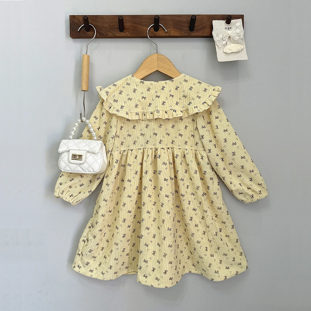 Sukienki dziewczęce Bear Leader Jesień Beżowy Urocza Lalka Dekolt Casual Kokarda Nadruk Długi Rękaw Modne Codzienne Ubrania Dziecięce