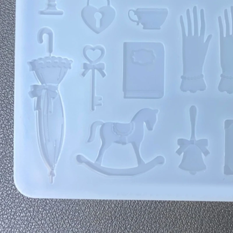 

Safe Elastomer Cast Set For Artisanal Jewelry Ice Milk Cake Craft Projects Flexible Recyclable Easy To Clean E0BF