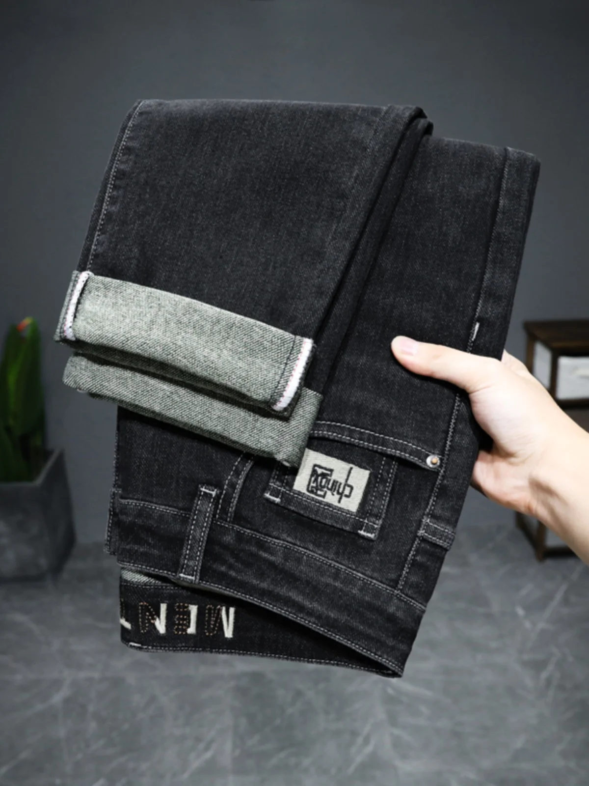 

Мужские джинсы прямого кроя Slim Fit с вышивкой, высококачественные, из денима, молодежные, модные, весна 2025, средняя посадка, длинные, для весеннего сезона