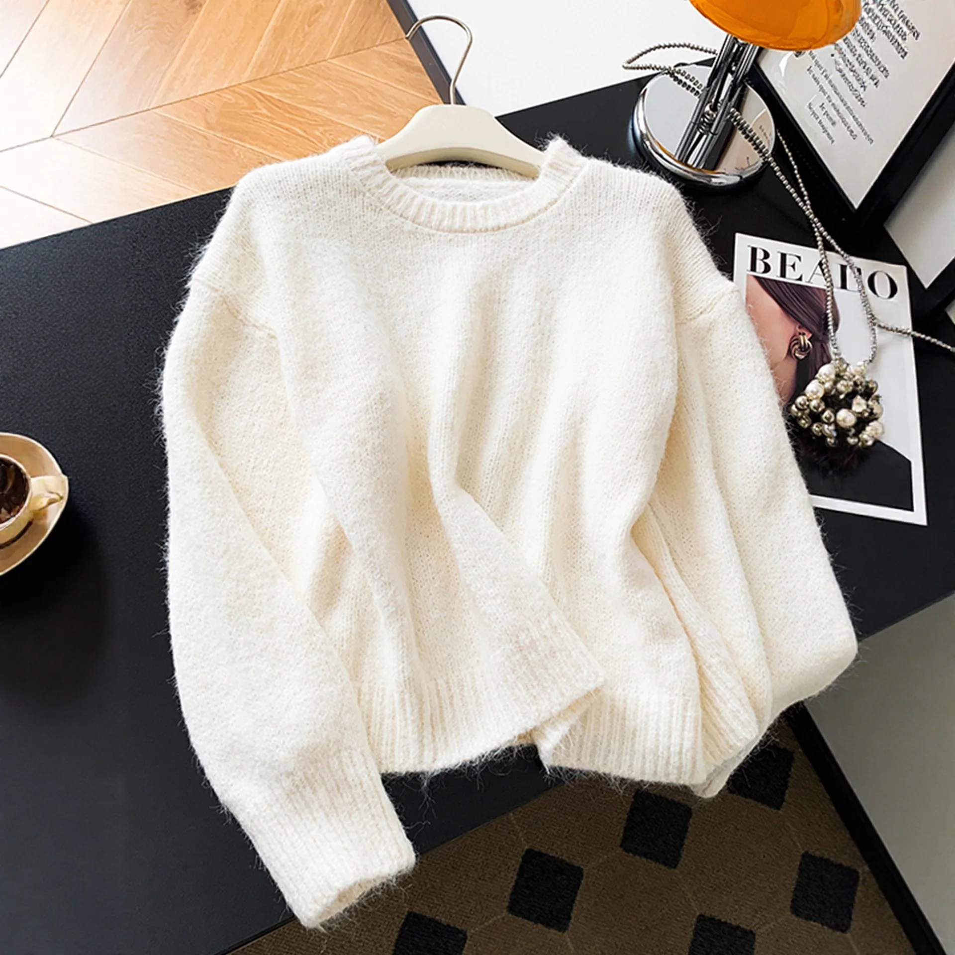 

Solid Color Pullover Round Neck Sweater For Women, Autumn Winter Inner Wear, Unique Design, Loose And Lazy Style, Soft Knitted