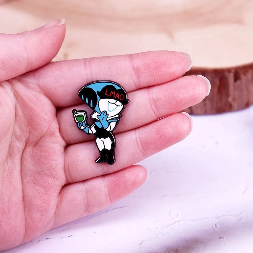 Game Deltarune Queen Cosplay Emaille Badge Cartoon Figuur Broches Rugzak Decoratie Feestkostuum Metalen Pinnen Rekwisieten