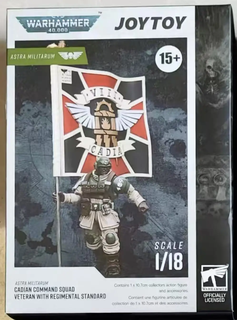 

【JOYTOY】1/18 Фигурка Warhammer 40K Astra Militarum Cadian Command Squad Veteran с полковой стандартной моделью