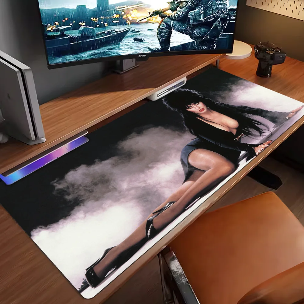 Film E-Elvira Mistress of the D-Darks Mouse Pad Computer Laptop Gamer Pad PC Office Gaming Accessories Keyboard Mat Desk Mats