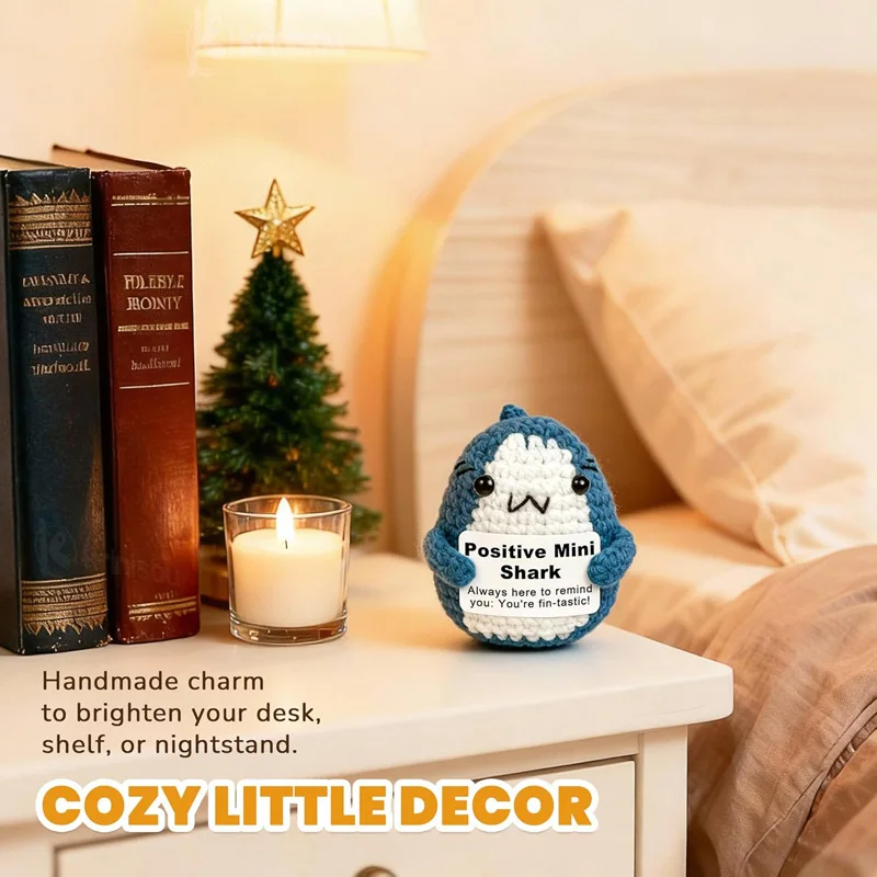 هدية سمك القرش الكروشيه على شكل حيوان إيجابي، قطة عاطفية صغيرة مع رسالة دعم عاطفي محبوكة يدويًا دمية البطريق