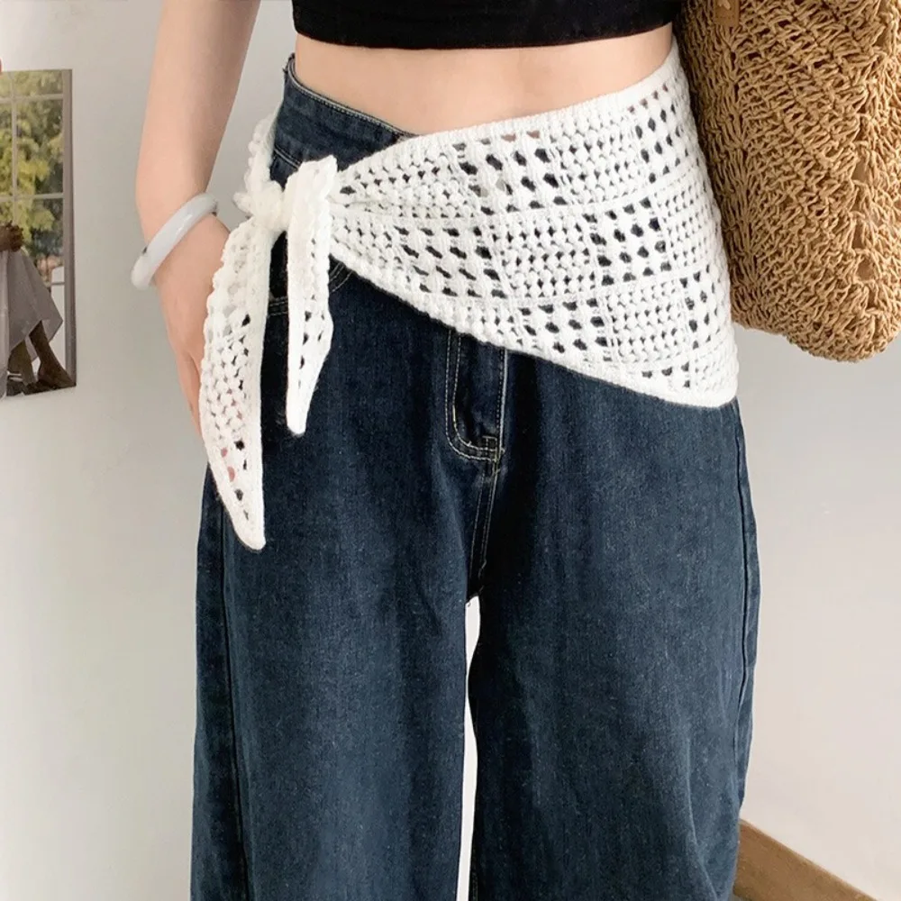 レトロな中空ニット三角スカーフ三角形のエレガントなエプロンラップスカーフ Y2k デザインヒップスカーフ夏服