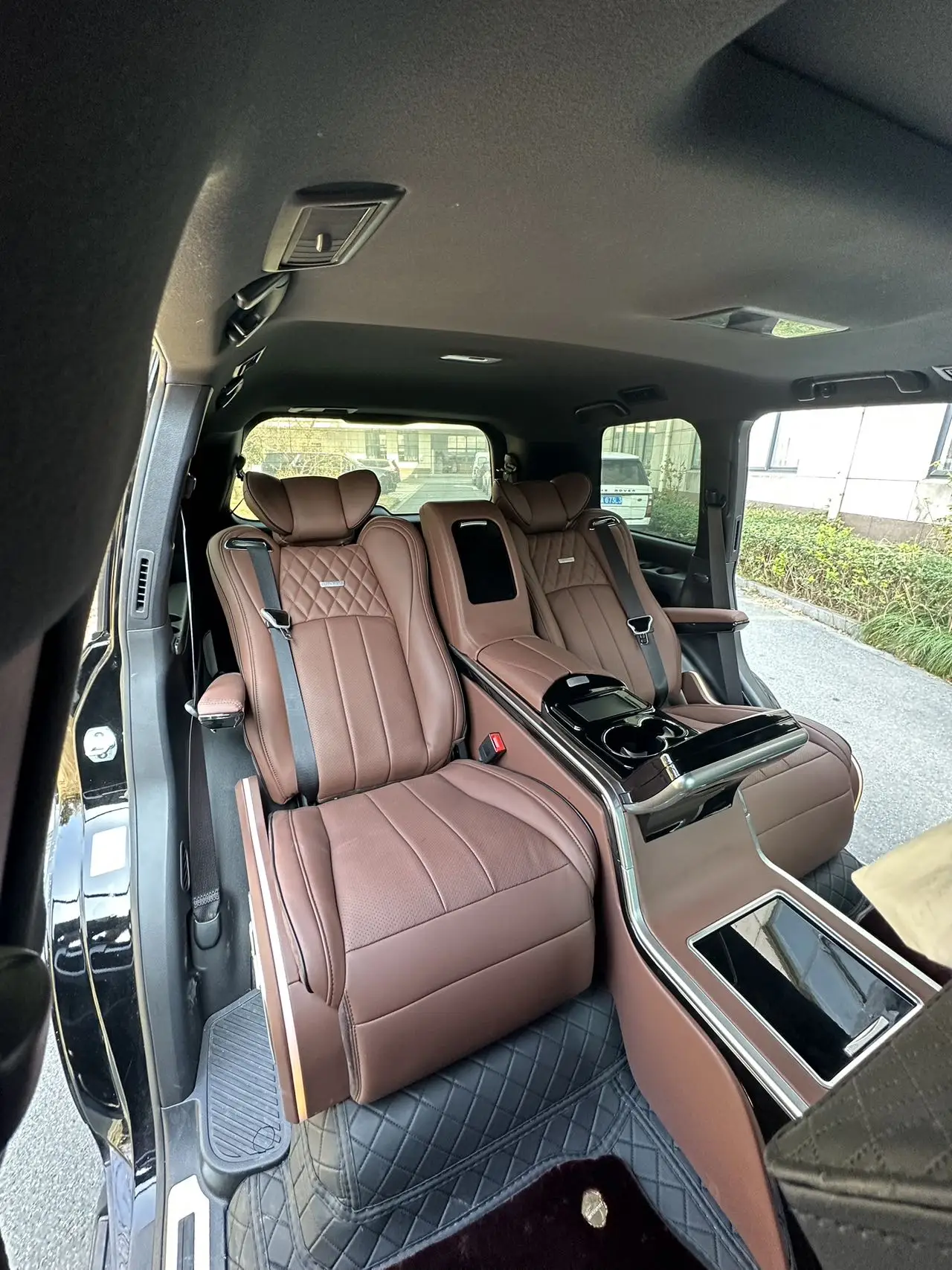 Luxury suv carbon fiber car seat short armrest back seat upgrade for  lx570 lc200 lc300 gx460 gx470 patrol prado
