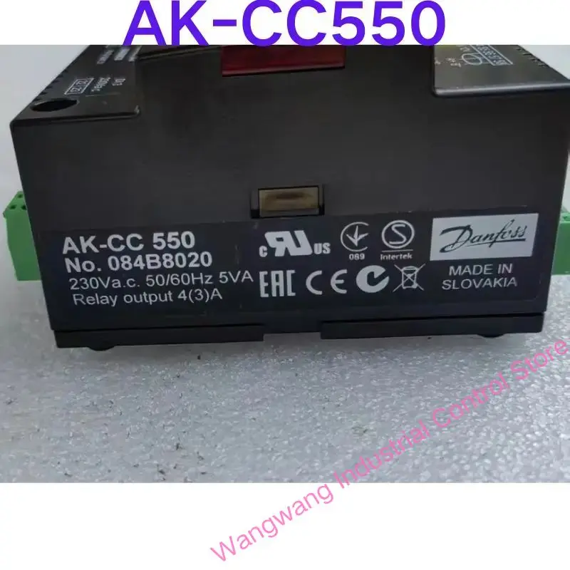 Second-hand test OK , Intelligent controller AK-CC550 NO.084B8020