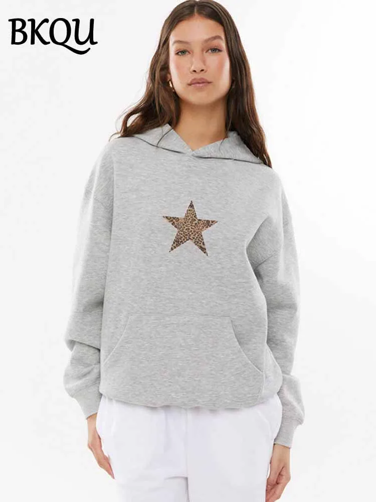 

BKQU Casual Women Hoodies Leopard Star Print Oversized Long Sleeve Pullovers 2025 Big Pocket Loose Fashion Hooded Sweatshirts