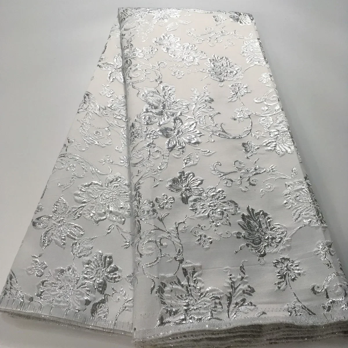 2024 New Design Jacquard Brocade Lace Fabric For Party African Organza Lace Fabric French Nigerian Wedding Lace Fabric KJK22115