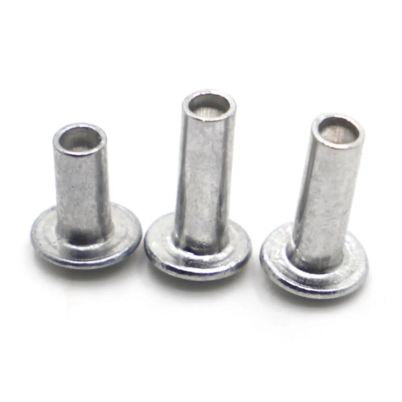 10-50 قطعة M2 M2.5 M3 M4 M5 M6 GB873 الألومنيوم جولة زر مسطح الجمالون رئيس نصف شبه جوفاء برشام قطر 2 مللي متر 3 مللي متر 4 مللي متر 5 مللي متر 6 مللي متر #3