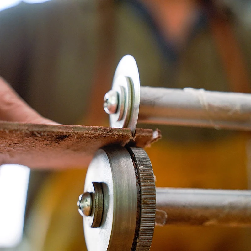 Shoemaker hand-made shoes bottom Sole cutting machine, shoe making machine can use on leather eva rubber polyurethane