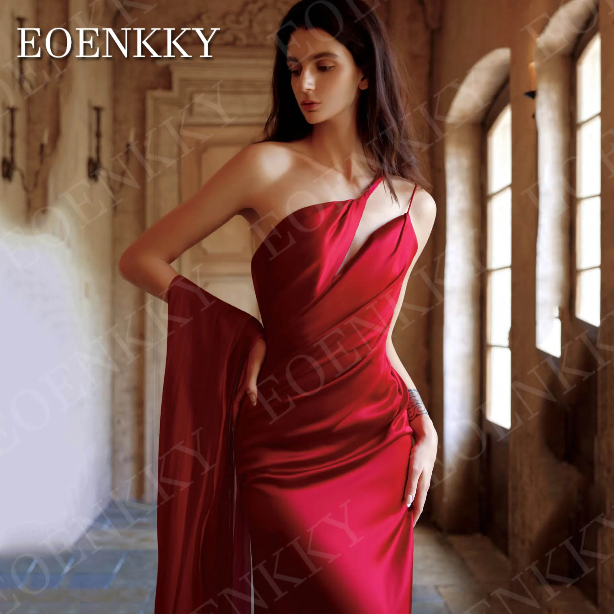 فستان سهرة بكتف واحد من EOENKKY فساتين حفلات من الساتان للنساء حورية البحر مفتوح الظهر أحمر بدون أكمام فستان السجادة الحمراء حسب الطلب كتف واحد فستان المساء فساتين الحزب الساتان للمرأة حورة البحر فتح الظهر الأحمر بلا أ