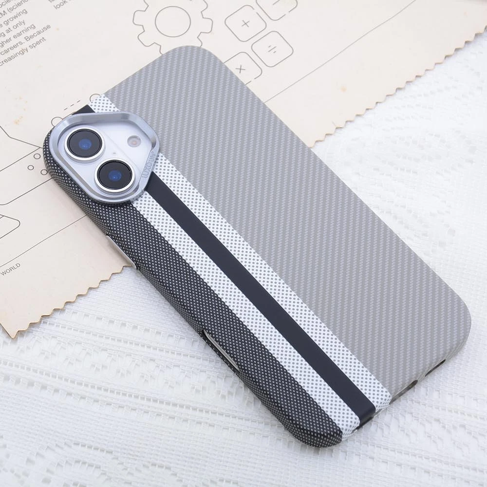 

Carbon Relief Magnetic Cover for iPhone 17 16 15 Pro Max Shell Wireless Charging Alloy Camera Lens Protective Hard PC Armor Case