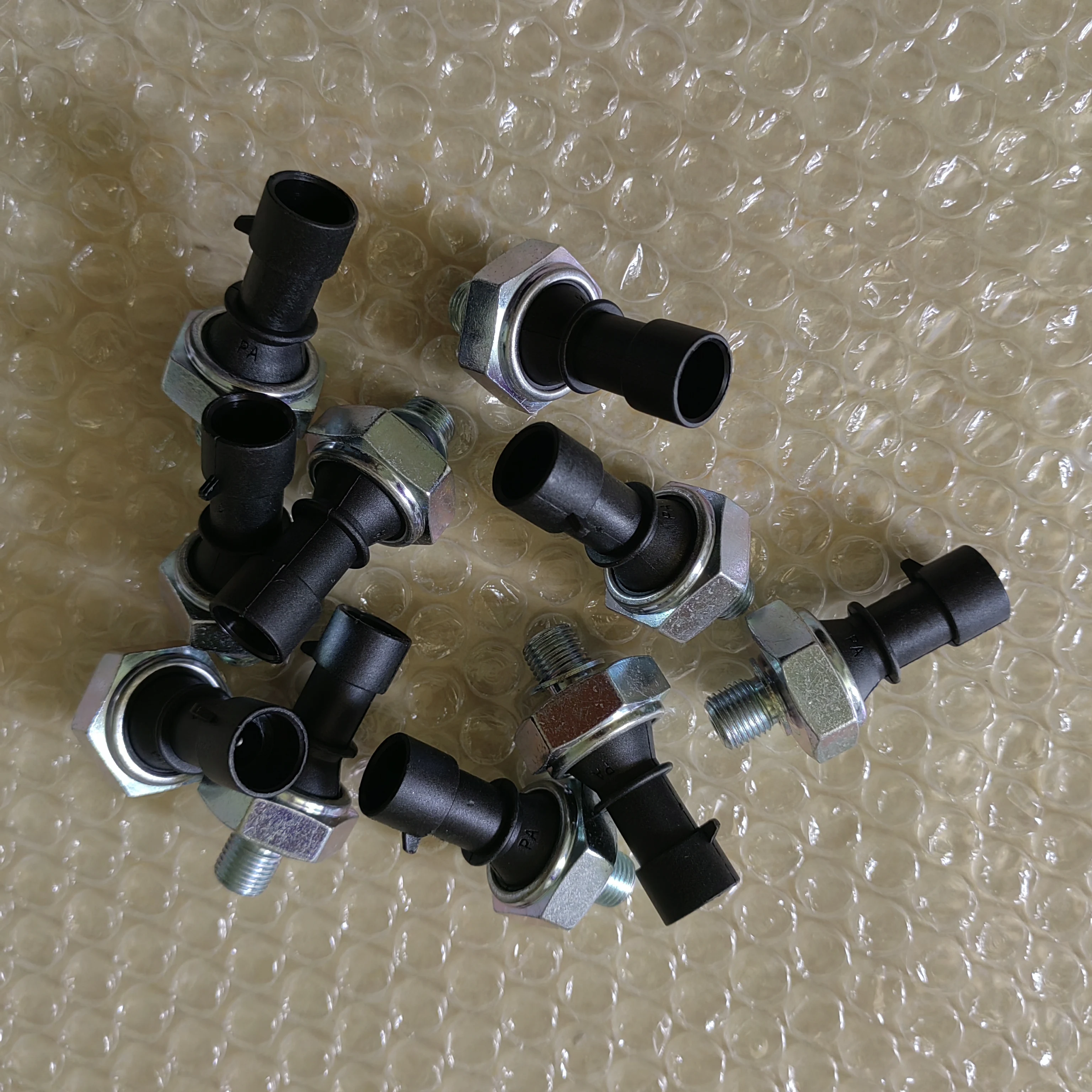 10 x Oil Pressure Switch for Vauxhall Corsa 1.0 1.2 1.4 Meriva 1.4 1.6 - 1252555, 1252573