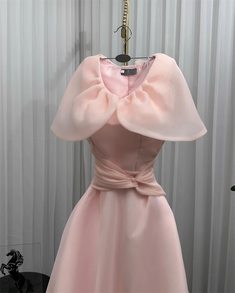 Customized Evening Dress Exquisite V-Neck Off the Shoulder Party Dress Chiffon Sleeveless A-Line Tea Length Homecoming Dress