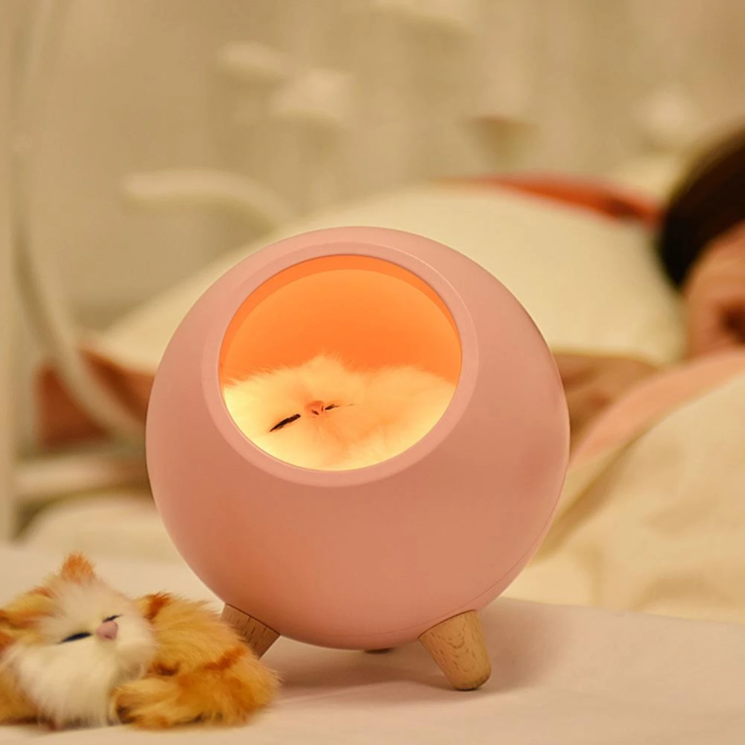 

Creative LED Night Light Cute Cat Bluetooth Speaker Music Night Light Rechargeable Touch Sensing Bderoom Bedside Feeding Lamp