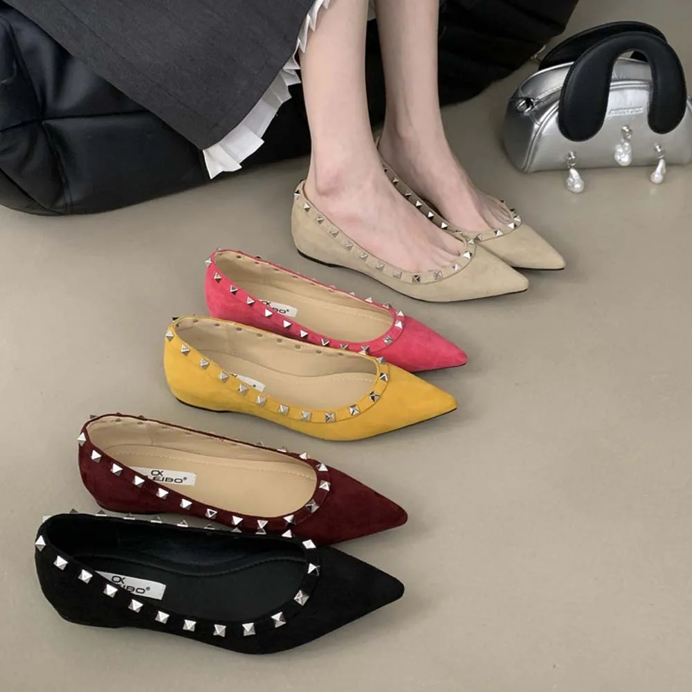 

Women's Rivet Pointed Closed Toe Slip on Flats Fashion Studded Suede Leather Comfortable Office Shoes Invisible Height 2.5cm