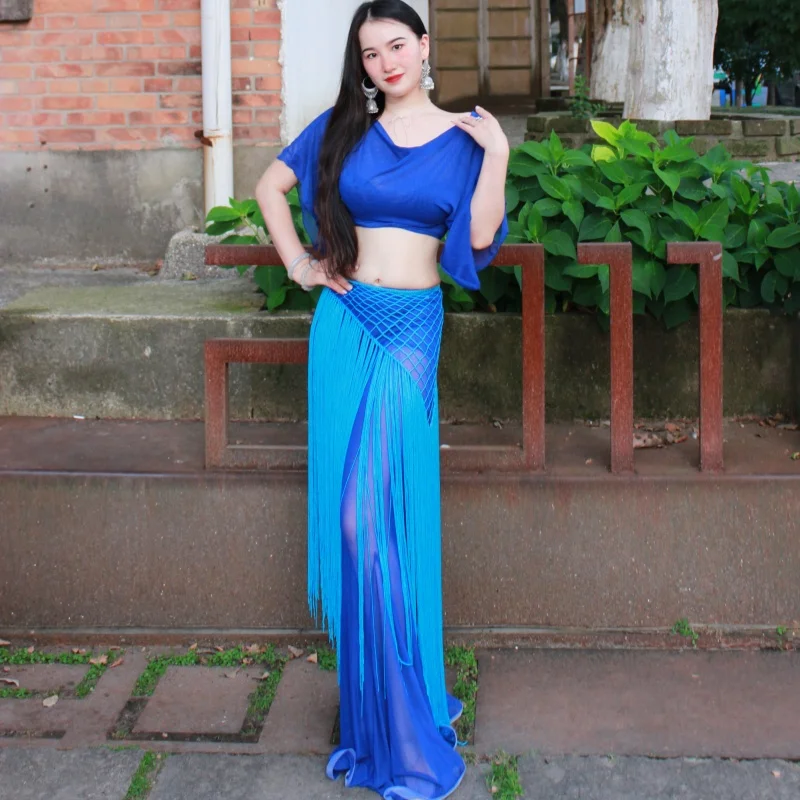 

2025 комплект для танца живота женский свободный топ с короткими рукавами + сексуальная юбка «рыбий хвост» + шарф с кисточками на бедрах 3 шт. костюмы для восточных танцев