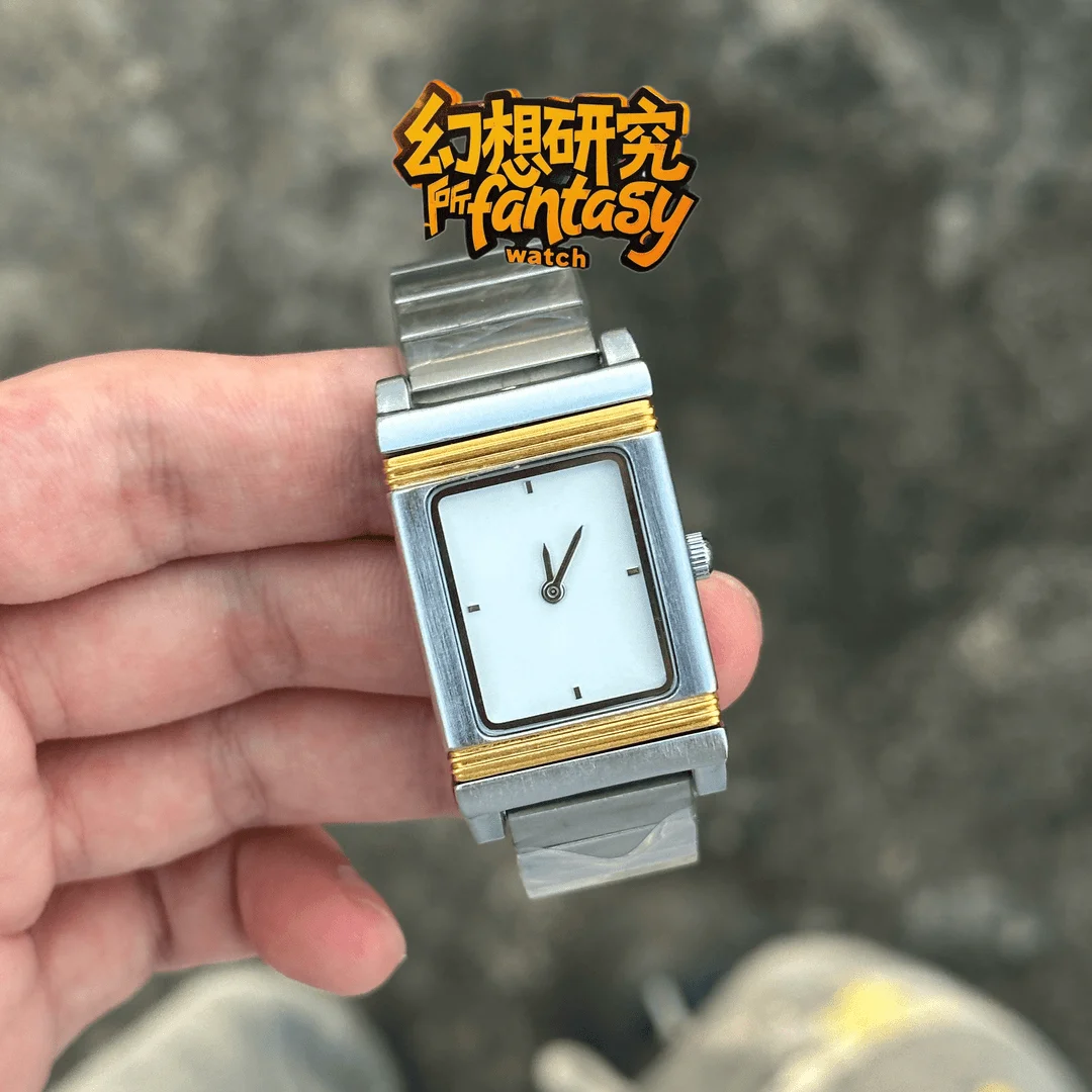 

Y2K Institute Millennium Quartz Watch, double-sided flip waterproof watch, suitable for couples, exquisite and fashionable niche