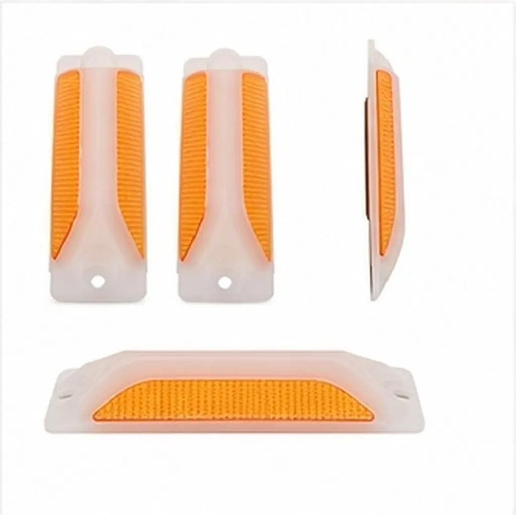 8Pcs Reflective Road Stud Markers High Visibility Plastic Driveway Reflectors Roadside Warning Signs Garage Parking Lot Safety