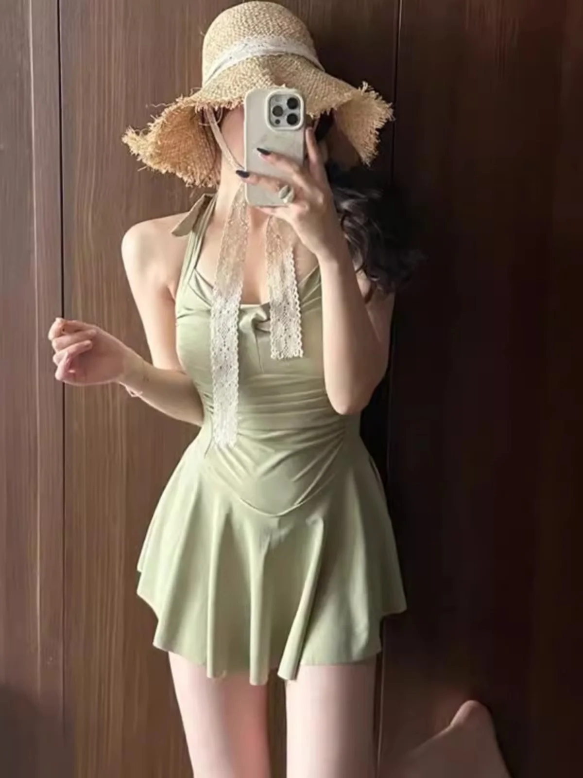 

2026 New Women's Conservative Sensation One-Piece Swimsuit Thermal Spring Slimming Belly Covering Casual Sle Swimwear