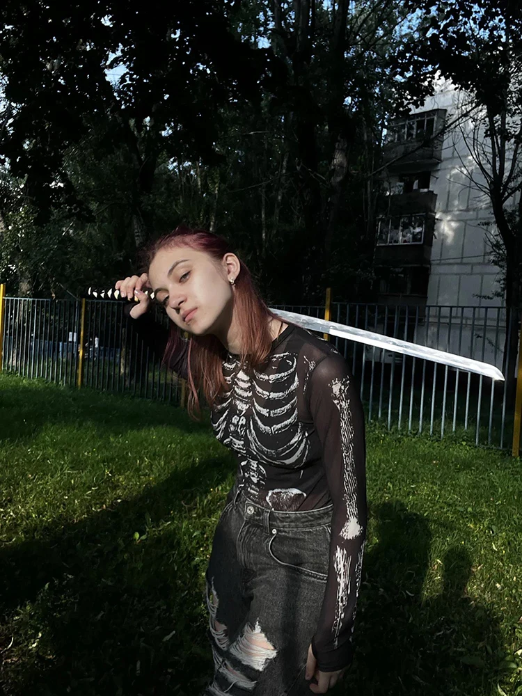 Gothic Punk Shirt 2000s Women Skeleton Pattern Round Neck Long Sleeve Crop Top Black Dark Academia Clothes y2k Tees Streetwear