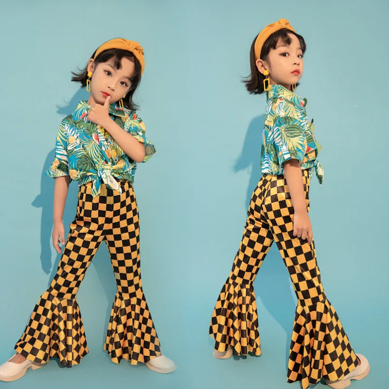 

Children's Model Catwalk Trendy Clothes Girls 70-80 Years Retro Hong Kong Style Flared Pants Fashion Dopamine Suit New