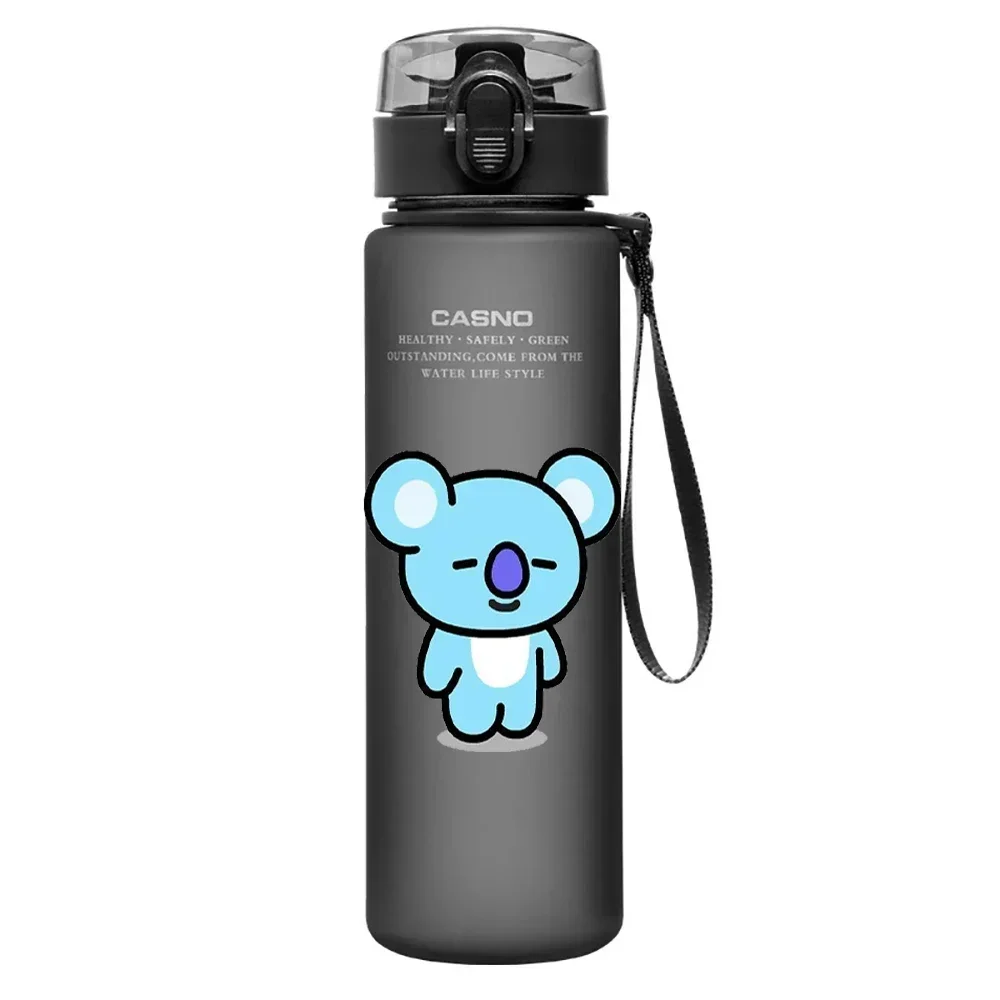 الكرتون لطيف BT21 560 مللي زجاجة ماء الرياضة شرب زجاجات الترشيح الوقت علامة في الهواء الطلق أكواب سعة كبيرة المياه الزجاج هدية