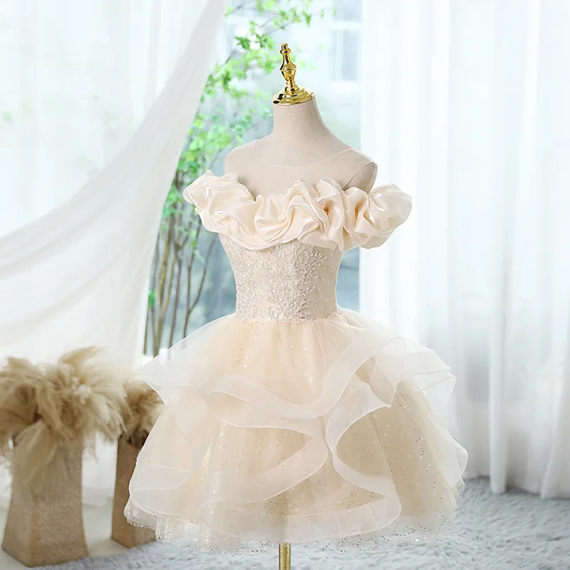 2023 New Short Quinceanera Dresses Elegant Off The Shoulder Tulle Ball Gown Dress Classic Lace Up Simple Robe De Bal Customized