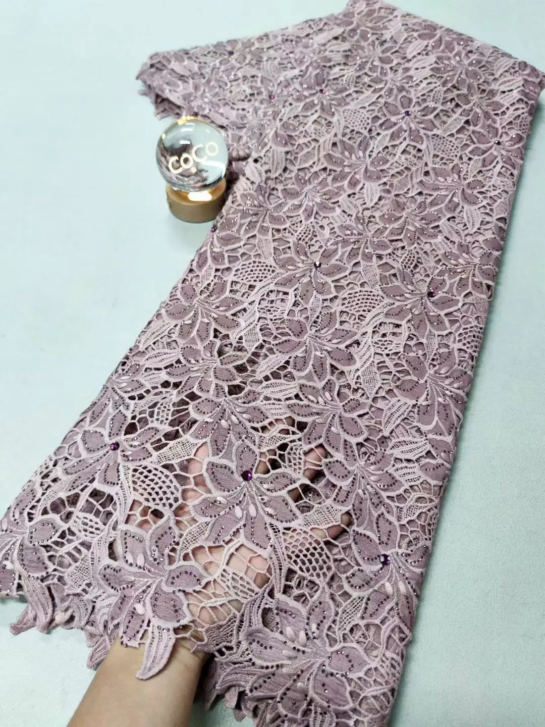 

Нигерийская африканская кружевная ткань 2021, высокое качество, хлопчатобумажная ткань, кружево с камнями, вышивка, свадебное платье, тюль, дизайн, ткань, 5 лет Hm73-1