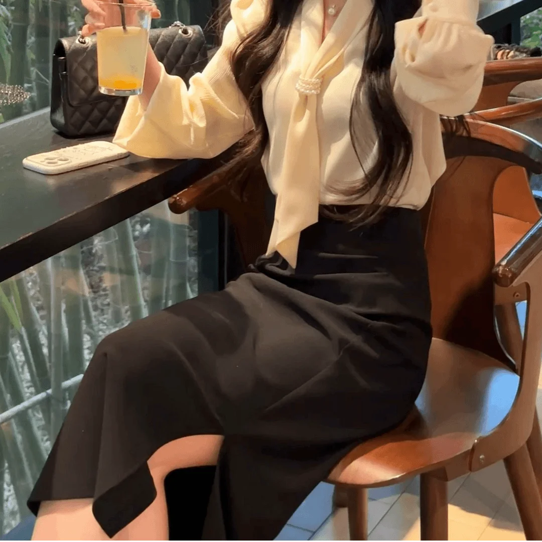 

Long Sleeve Shirts Womens Vintage Ruffled Buttoned Blouses Turn Down Collar Slim Fit Feminine Elegant French Style Autumn Looks