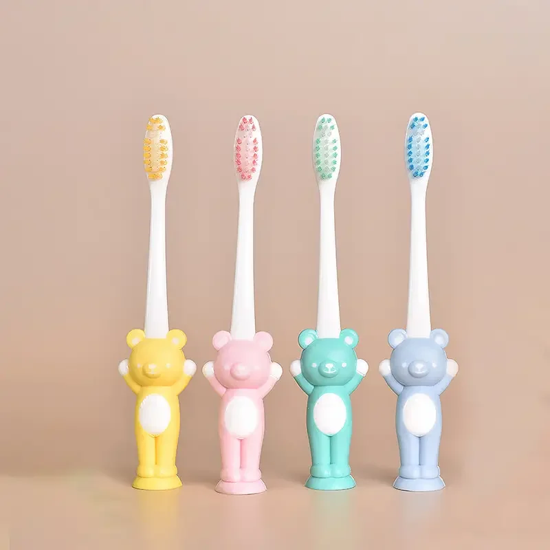 Little Bear Suction Cup Children's Toothbrush (4-piece set): Multiple prepared, making baby brushing happier