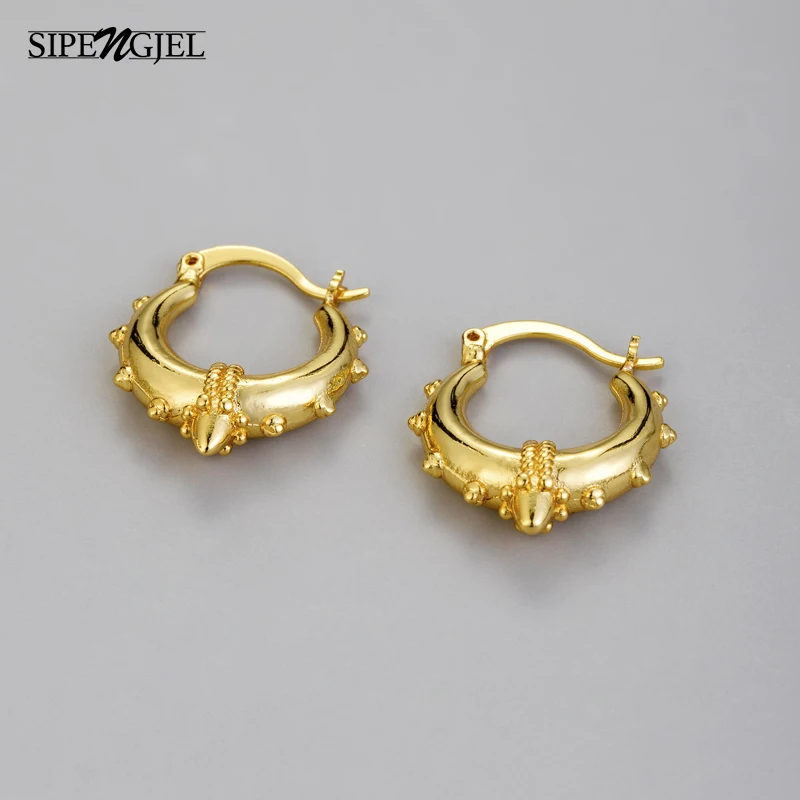 Stainless Steel Vintage Ear Buckle Earrings for Man Women Geometric Metal Twisted Hoop Earrings Hollow Earrings Jewelry