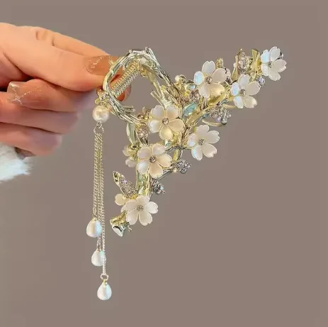 1 elegant sparkling rhinestone flower hair clip - with decorative flowers, suitable for fashionable hair buns