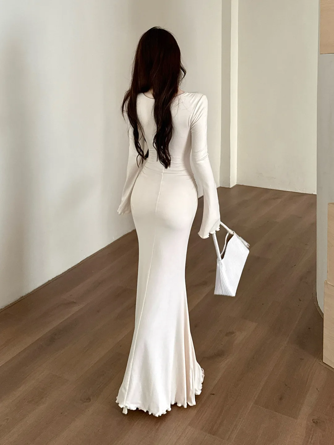 French V-neck Lace Trimmed Criss-cross Knot Beige Bodycon Mermaid Hem Elegant Women's Black Evening Gown Praty Prom Vestidos Ro